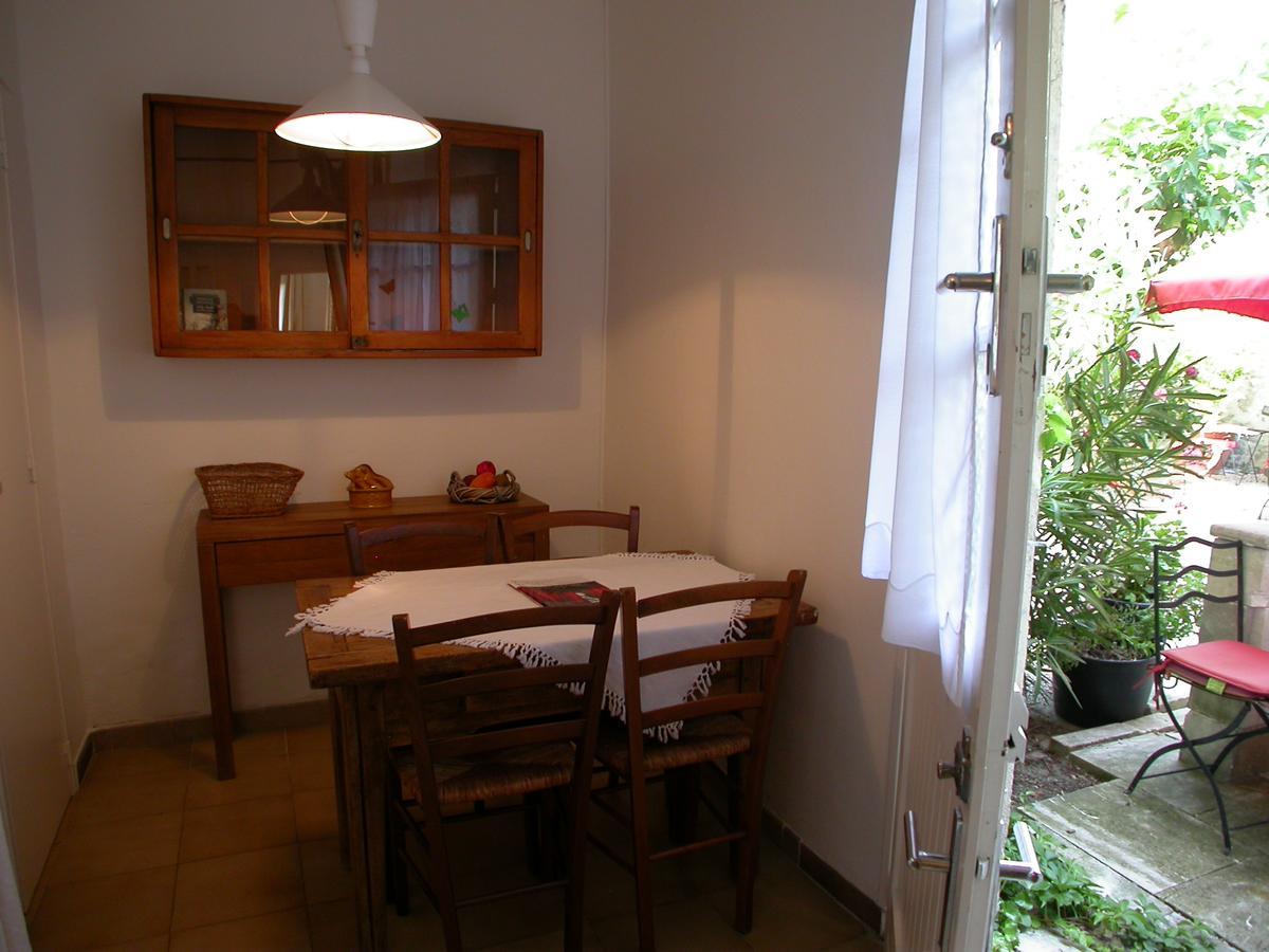 אביניון Apartments La Madeleine מראה חיצוני תמונה