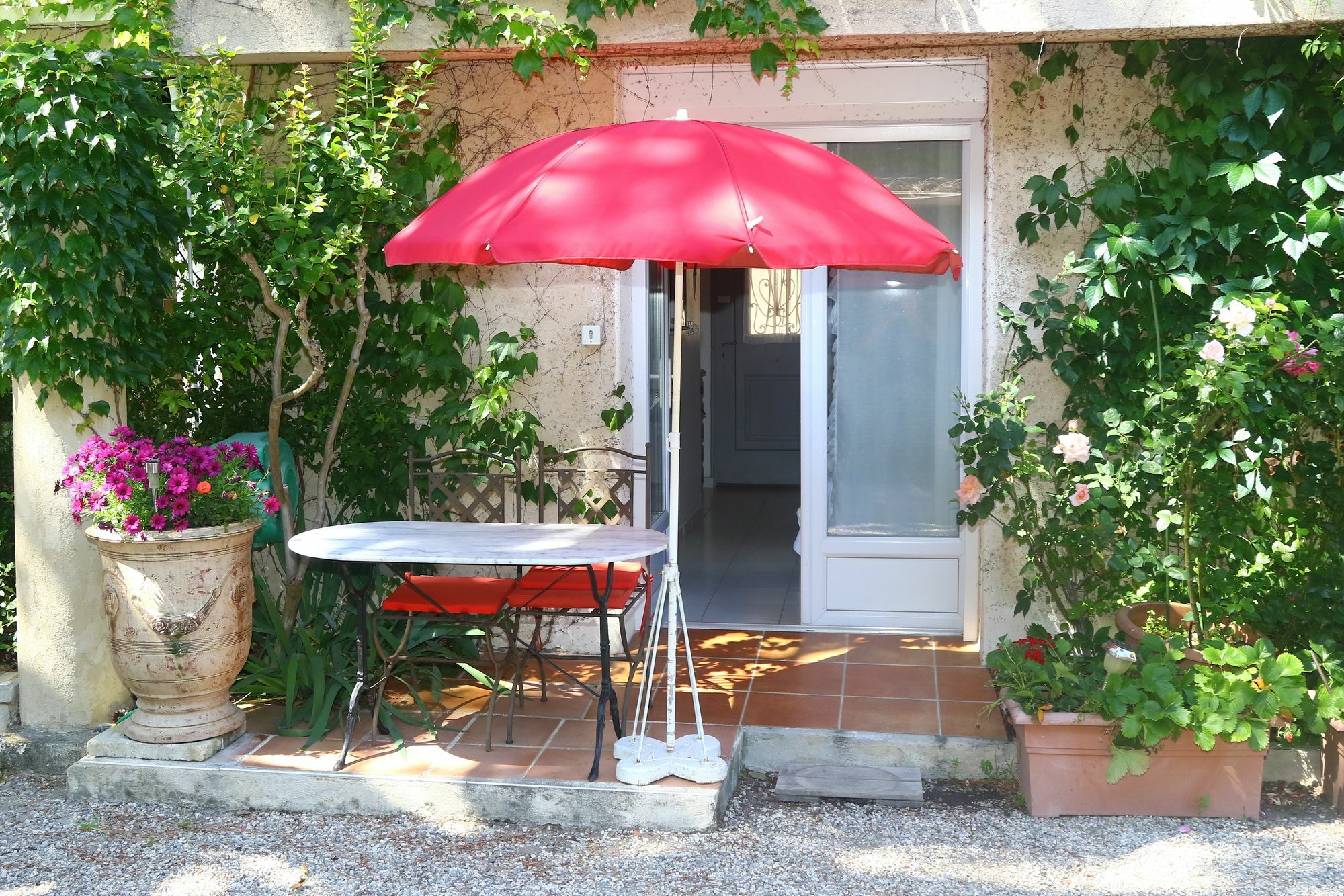 אביניון Apartments La Madeleine מראה חיצוני תמונה