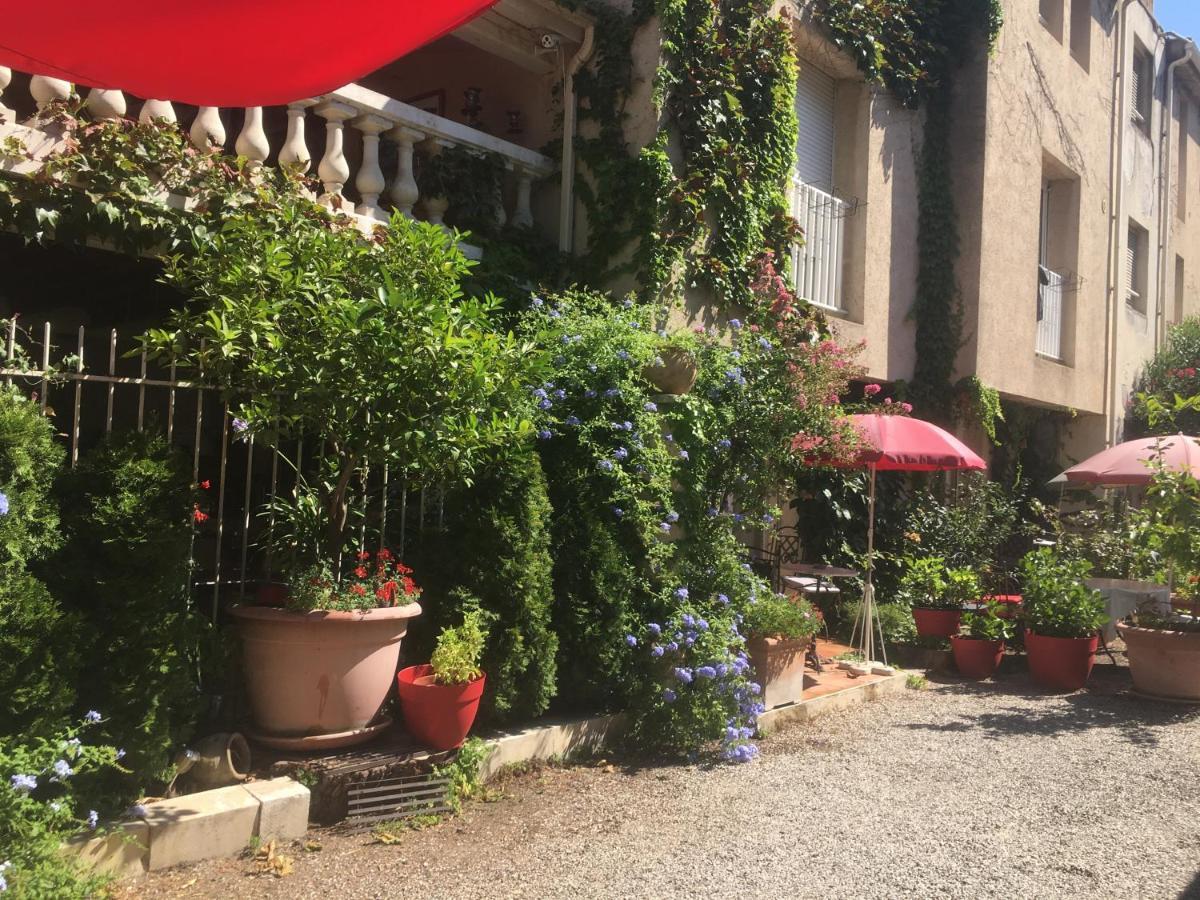 אביניון Apartments La Madeleine מראה חיצוני תמונה