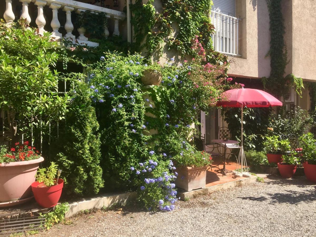 אביניון Apartments La Madeleine מראה חיצוני תמונה